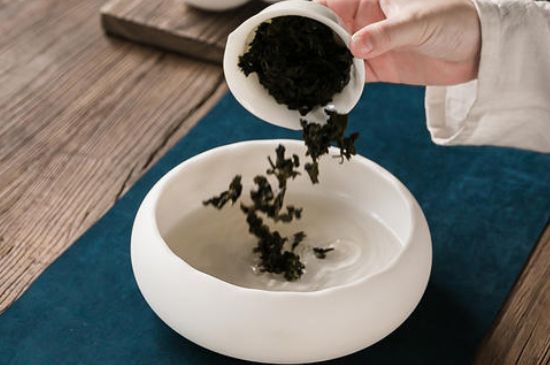 茶洗與茶盂區別圖片，怎樣使用茶盂和茶洗