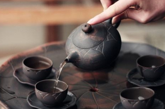 坭興陶主要泡什么茶，廣西坭興陶壺適合泡哪些茶？