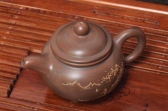 坭興陶主要泡什么茶，廣西坭興陶壺適合泡哪些茶？