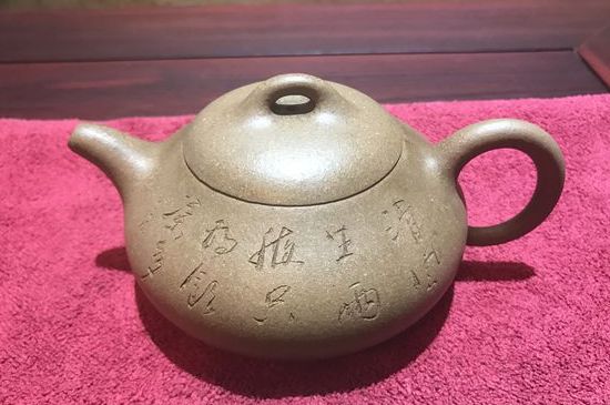 紫砂壺養(yǎng)10年后會(huì)是什么樣，紫砂壺養(yǎng)10年后圖片