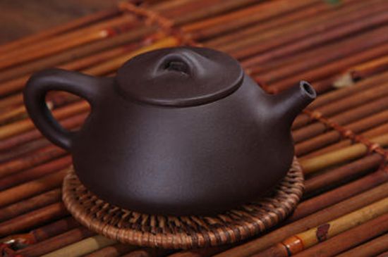 本山綠泥壺適合沖泡什么茶，紫砂壺本山綠最適合什么茶？