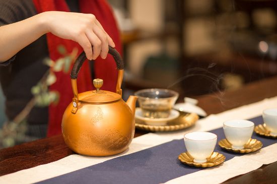 銅壺煮茶危害，銅壺長(zhǎng)期泡茶有毒嗎