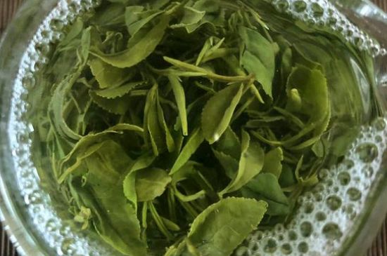 綠茶放了三年還能喝嗎，綠茶放久了喝了會怎樣