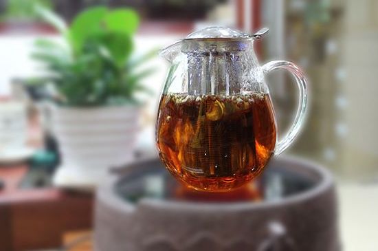 福鼎白茶要喝老的嗎，為什么喝白茶要喝老茶存新茶？