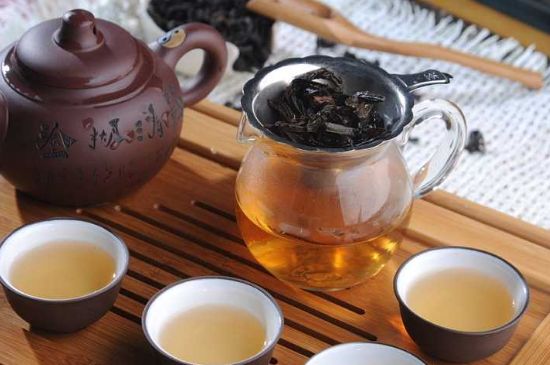 母樹大紅袍給誰喝了，為什么母樹大紅袍叫三棵六株？