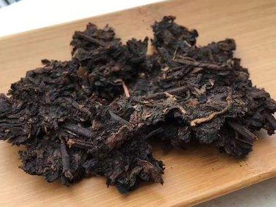黑茶的功效與作用，長期喝黑茶有什么功效？