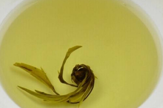茉莉龍珠茶男人能喝嗎，男性夏季可以喝龍珠茶嗎