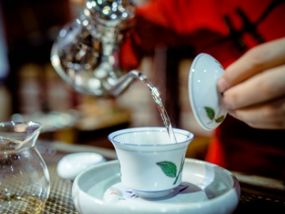 千萬別做兼職茶藝師，女人學茶藝好嗎？