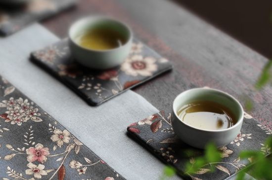 喝茶茶桌上的禮儀有哪些，泡茶待客十大禮儀不可不做！