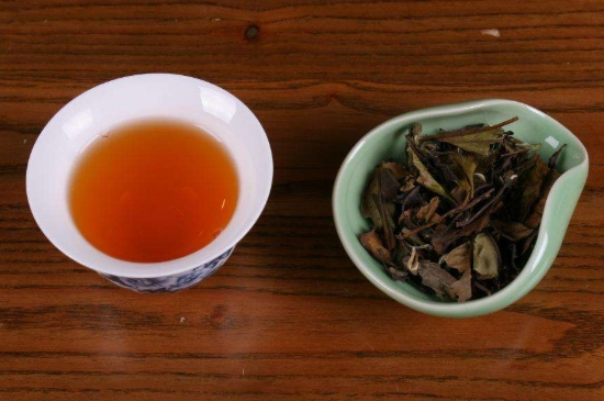 福鼎白茶能長時間悶泡嗎，老白茶可以悶著喝嗎？