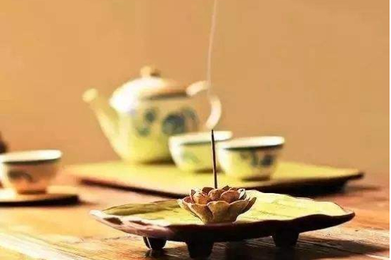 綠茶碧螺春怎么泡簡易步驟，沖泡碧螺春的十二步驟口訣