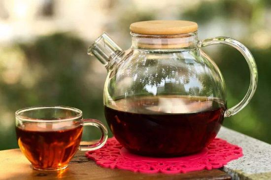 蒸茶和煮茶還有泡茶有什么區別，泡茶煮茶蒸茶哪個好喝？