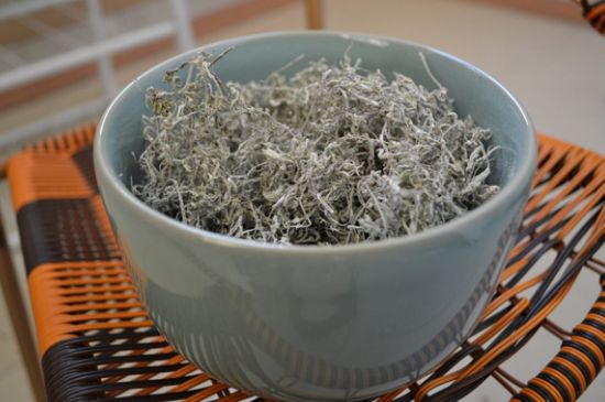 怎樣辨別莓茶發霉了，莓茶發霉和白霜的區別
