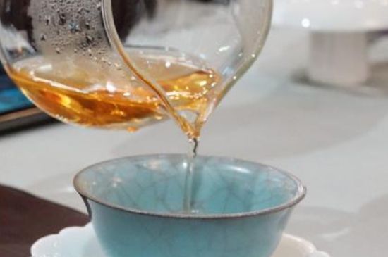 什么茶葉容易放香精，香精茶有什么危害？