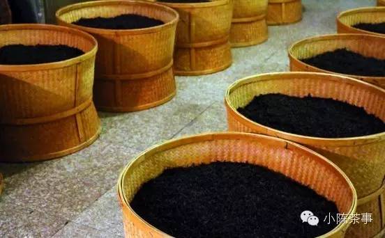 怎樣炭焙巖茶？揭秘武夷巖茶的炭焙技藝
