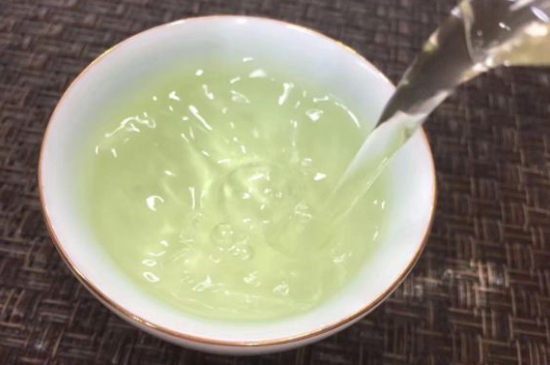什么茶葉喝起來超級香，什么茶泡出來滿屋濃香?