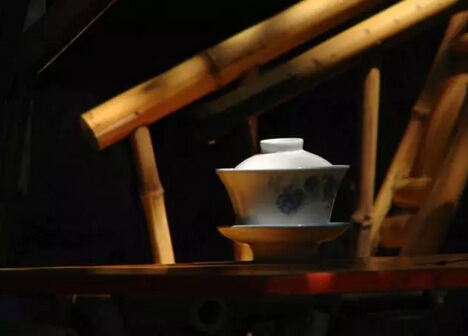 當(dāng)茶，戀上蓋碗