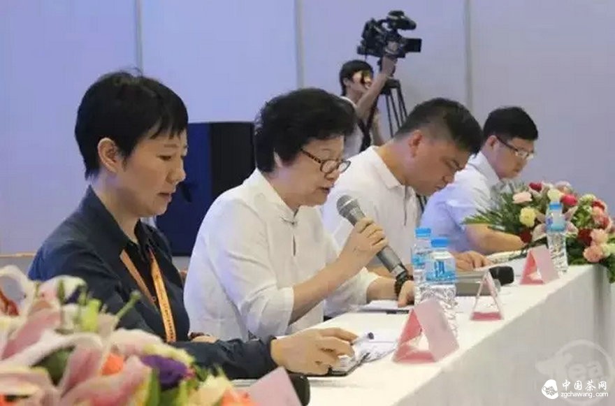 西湖龍井"釣魚式"維權 維的是"權"還是"錢"？