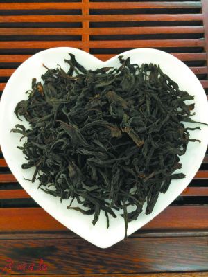 葉漢鐘與韓國考察團“斗茶”。